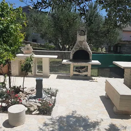 2, Near Zadar *